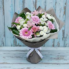 Букет цветов из:  Герберы, Альстромерии и Хризантемы #REPLACE_PRED# Комгарон