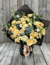 Букет цветов из:  Розы и Лизиантусы в Комгарон