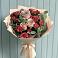 Букет цветов из: Гвоздики и Розы в Комгарон