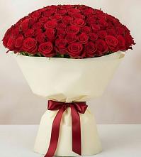 Букет 101 Красная роза Милано в Комгарон