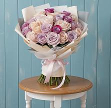 Букет цветов из:  Розы в Комгарон