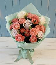 Букет цветов из:  Розы в Комгарон