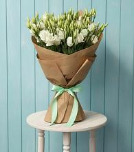 Букет цветов из:  Лизиантусы в Комгарон