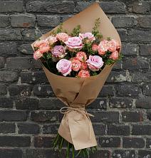 Букет цветов из:  Розы в Комгарон