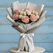 Букет цветов из:  Розы #REPLACE_PRED# Комгарон