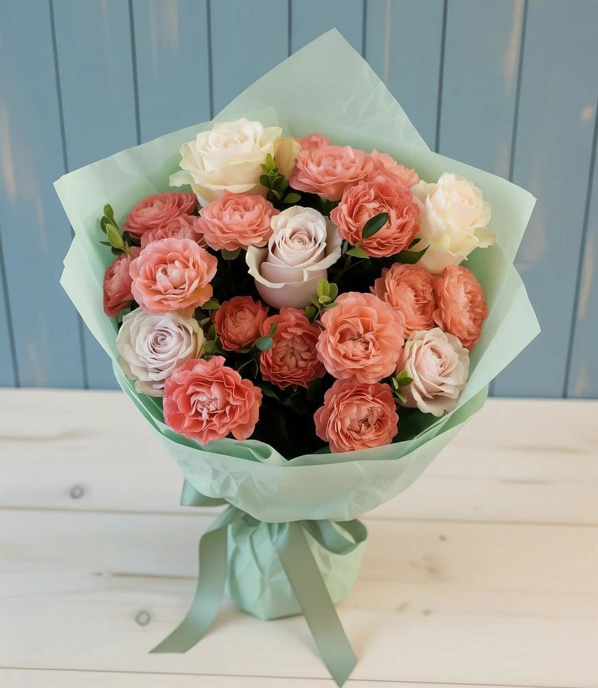 Букет цветов из: Розы в Комгарон