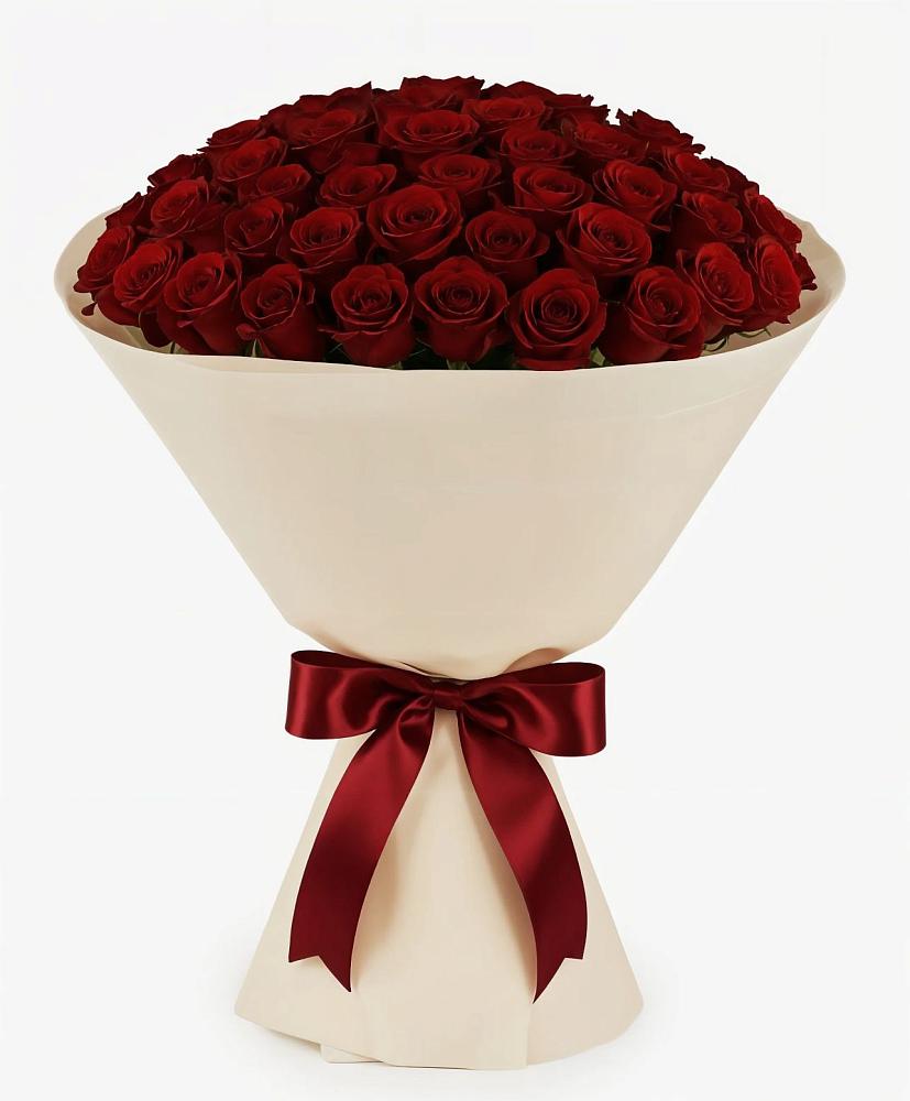 Букет 101 Бордовая роза Блэк Бакарра в Комгарон