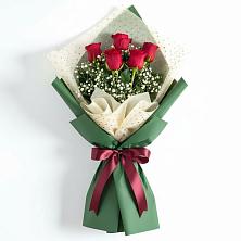 Букет цветов из:  Розы в Комгарон