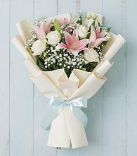Букет цветов из:  Лилии в Комгарон